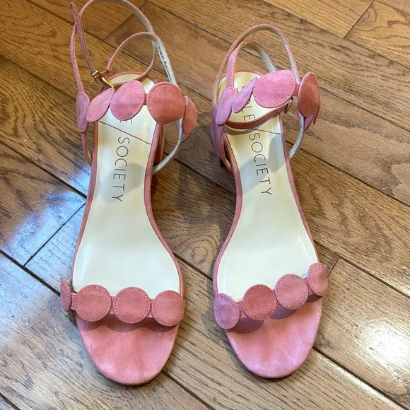 Sole Society Shea Pink Suede Circle Strap Block Heel Sandals