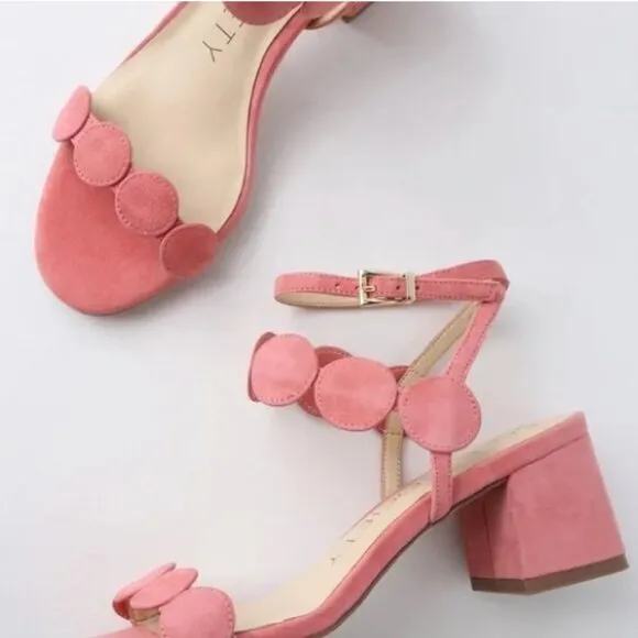 Sole Society Shea Pink Suede Circle Strap Block Heel Sandals
