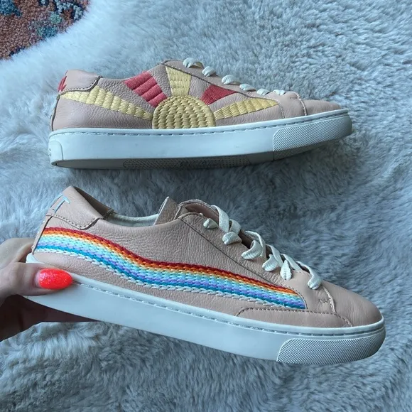 Soludos embroidered sneaker tennis shoe rainbow sun chill out tan blush 8.5