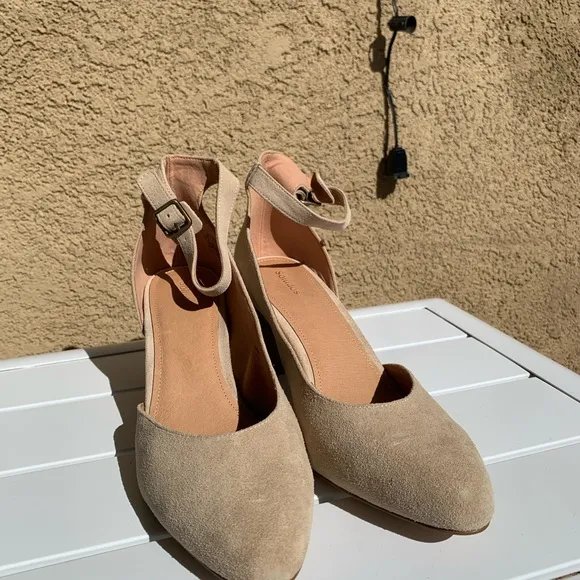 Soludos nude suede block heel sandals size 11