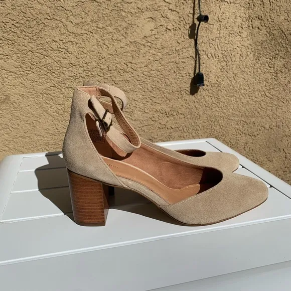 Soludos nude suede block heel sandals size 11