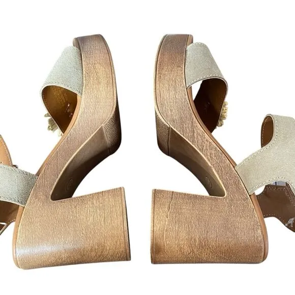 Sophia Milano Made Italy Tan Suede Block Heel Sandals size 8 NWTs