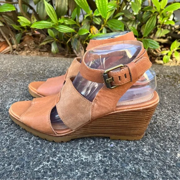 SOREL After Hours Camel Brown Leather Wedge Strappy Sandals Size 10