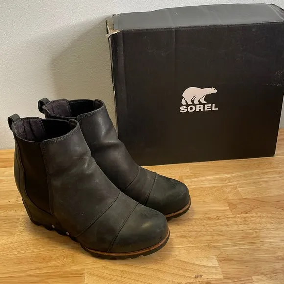 Sorel Joan of Arctic Wedge Chelsea Boots