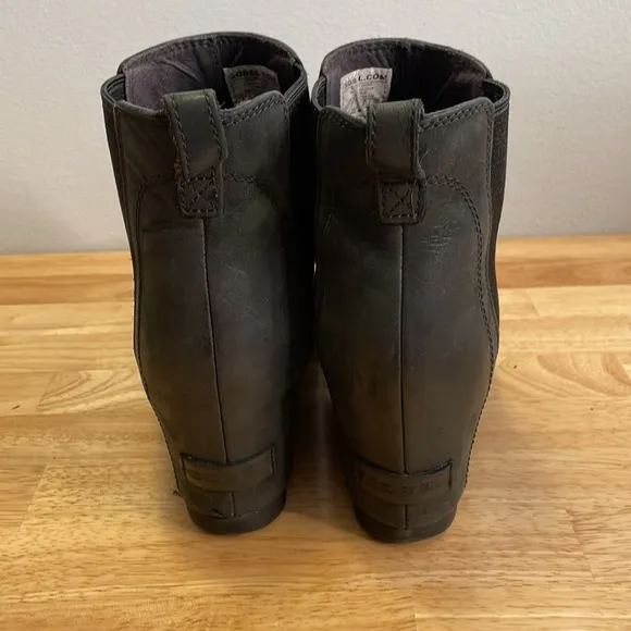 Sorel Joan of Arctic Wedge Chelsea Boots