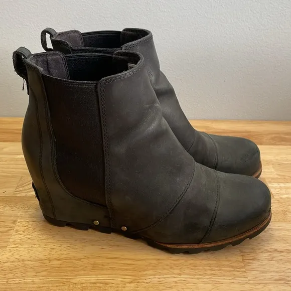 Sorel Joan of Arctic Wedge Chelsea Boots