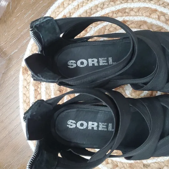 Sorel Joanie II Wedge BLACK Sandals Womens 8, LIKE NEW
