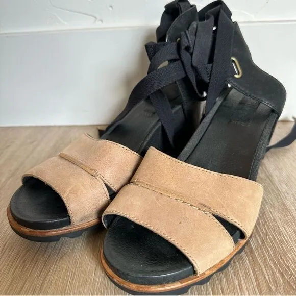 Sorel Joanie Wrap wedge leather Sandals Ankle Tie Black Tan size 7