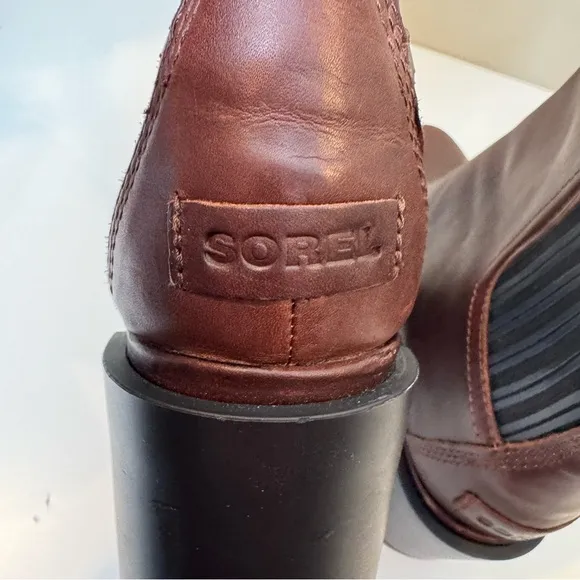 Sorel Margo Chelsea Bootie Boots size 10/42