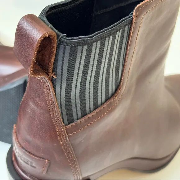 Sorel Margo Chelsea Bootie Boots size 10/42