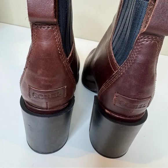 Sorel Margo Chelsea Bootie Boots size 10/42