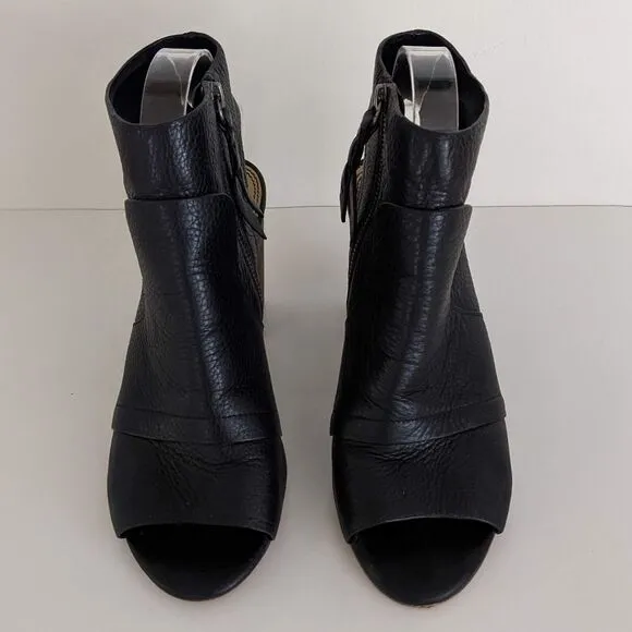 Splendid Darlene ll Black Leather Peep Toe Block Heel Sandals 9