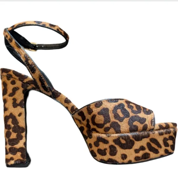 Steve Madden Assured Leopard Print Real Fur Platform Heels 6.5