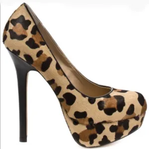 Steve Madden Bevv Leopard Platform Stiletto Heels Patent Leather Mob Wife 6.5