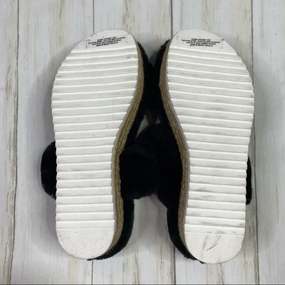 Steve Madden Black Faux Fur Katana Platform Slipper Sandals