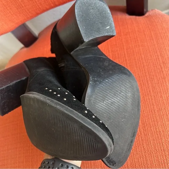 Steve Madden Black Western Buckle Ankle Boots