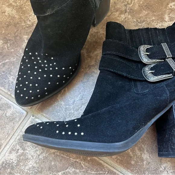 Steve Madden Black Western Buckle Ankle Boots