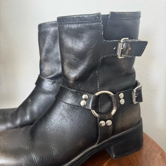 Steve Madden Brixton Block Heel Booties Harness Boots Distressed Brown Leather