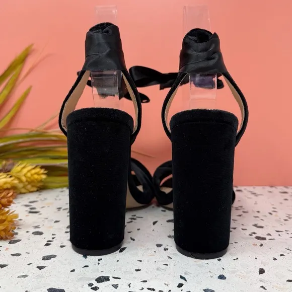 Steve Madden Clary V Black Velvet Satin Ankle Strap Women’s Heeled Sandals Sz 8