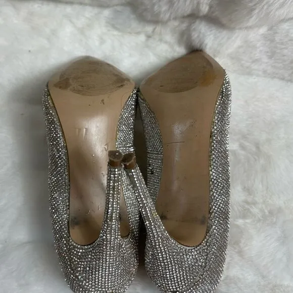 Steve Madden Daisie Crystal heels pointed toe 4.5 “ heels size 7M