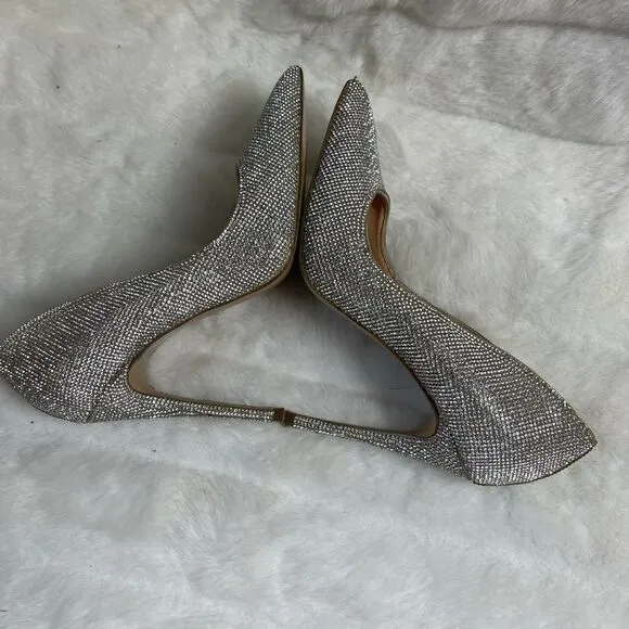 Steve Madden Daisie Crystal heels pointed toe 4.5 “ heels size 7M