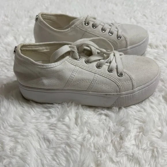 Steve Madden Emmi White Platform Tennis Shoes Size 6