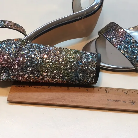 Steve Madden Multicolored Carrson Sandals Size 9