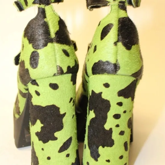 Steve Madden NEW Haruko Womens 7 M Green/Black Dyed Cow Fur Platform Mary Janes