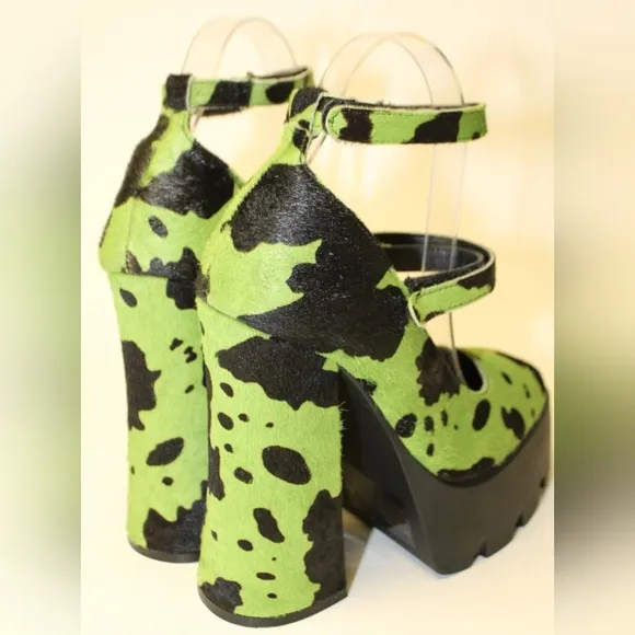 Steve Madden NEW Haruko Womens 7 M Green/Black Dyed Cow Fur Platform Mary Janes
