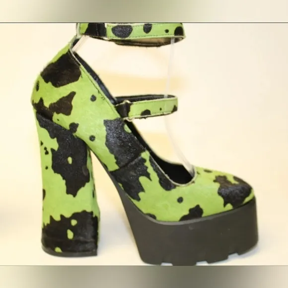 Steve Madden NEW Haruko Womens 7 M Green/Black Dyed Cow Fur Platform Mary Janes