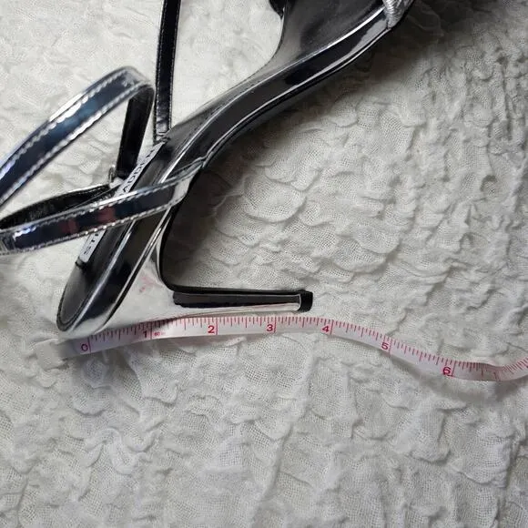 Steve Madden Silver Sandals Size 9.5