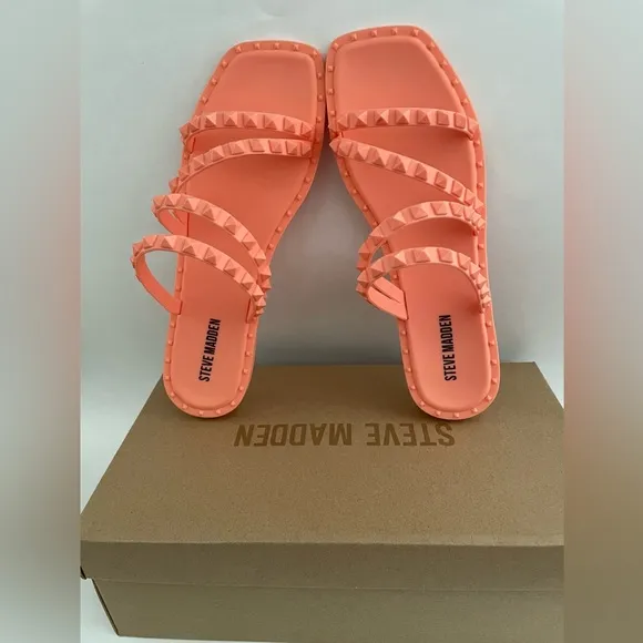 Steve Maden Women’s Sandals Size:8 (NWT)
