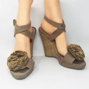 Stuart Weitzman Beige Leather Wedge Sandal 8.5M