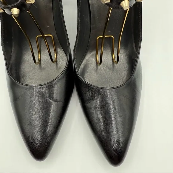 Stuart Weitzman Black Studded Women's Pointy Heels Size 9M