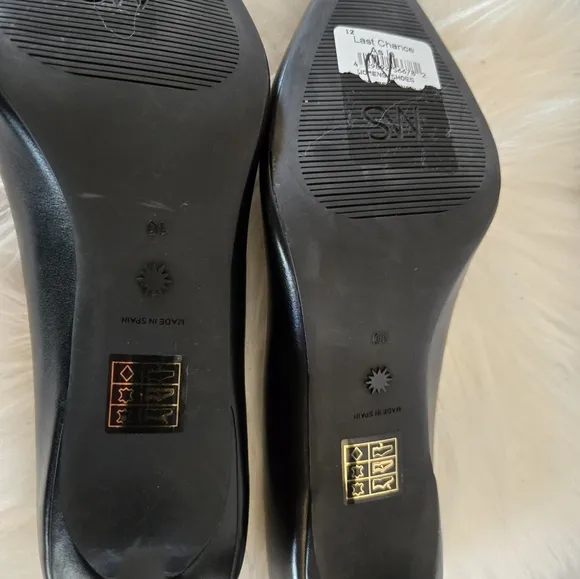 Stuart Weitzman Black Women's Pumps