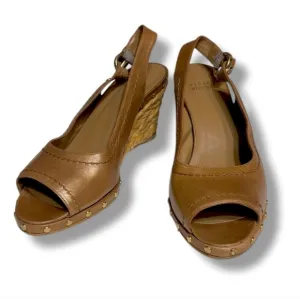 STUART WEITZMAN Brown Leather Peep Toe Slingback Raffia Wedge Sandals Studded