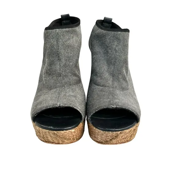 Stuart Weitzman Glover Stretch Wedge Denim Grey Sandals Women’s Size 8