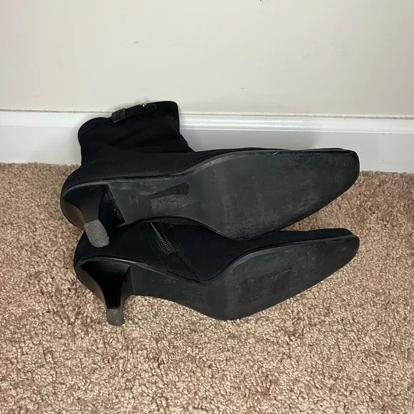 Stuart Weitzman Gore-Tex Suede Trimmed Black Boots, size 8