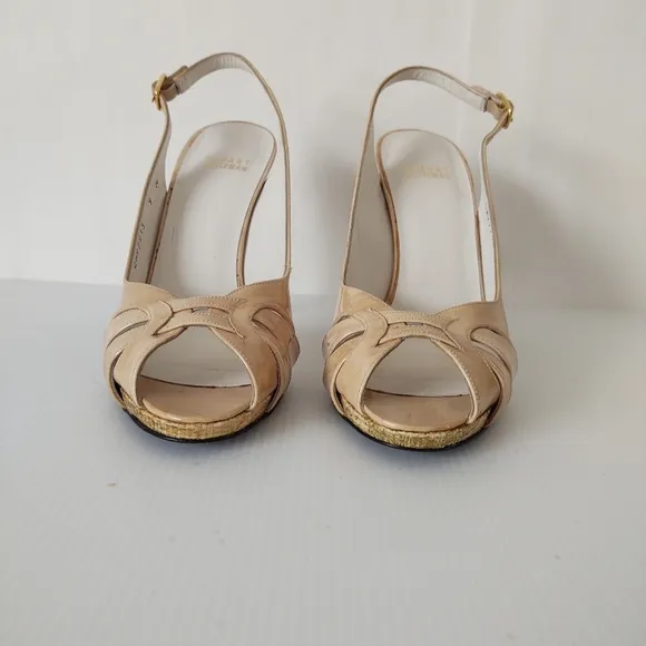 Stuart Weitzman high heel swing back shoes size 9