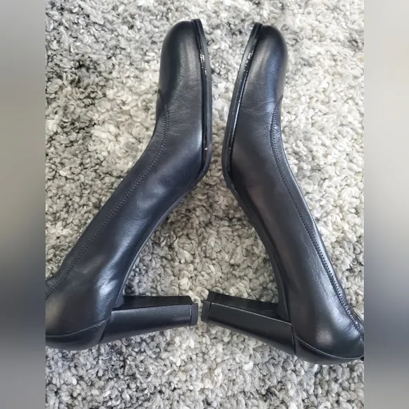 Stuart Weitzman Platform Pump  Rounded-Toe Black Women's Shoes Sz 8 N New W Box