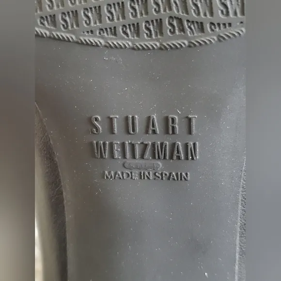 Stuart Weitzman Platform Pump  Rounded-Toe Black Women's Shoes Sz 8 N New W Box