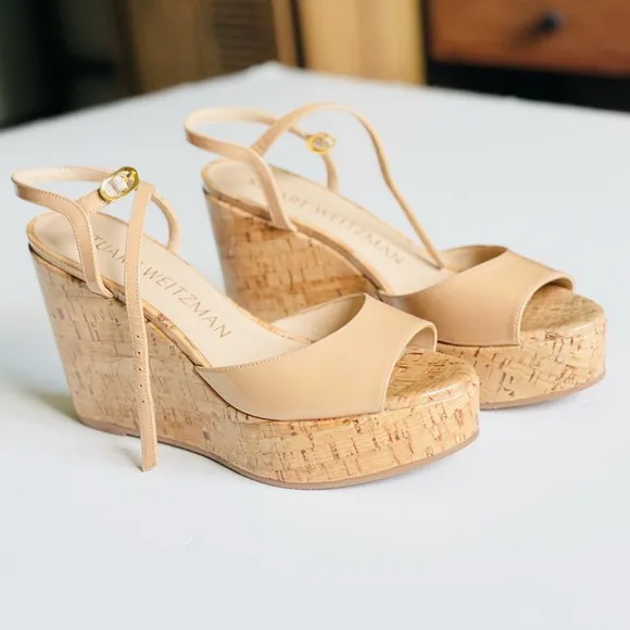 Stuart Weitzman SIZE 6.5 Palmina patent leather platform sandals