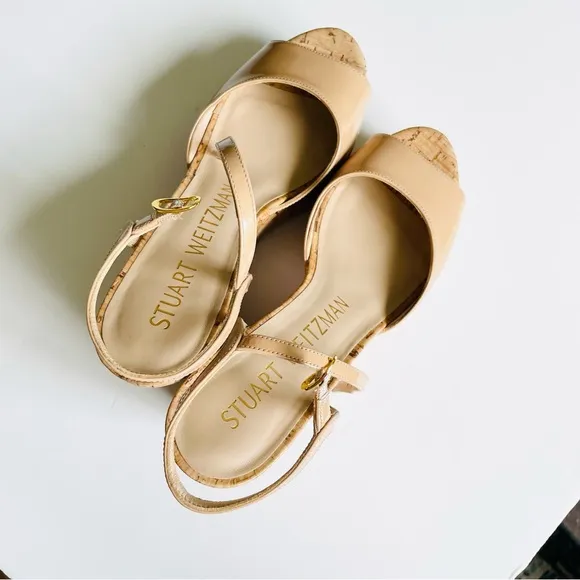 Stuart Weitzman SIZE 6.5 Palmina patent leather platform sandals