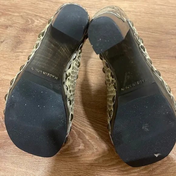 Stuart Weitzman snakeskin clog wooden heels​​​​