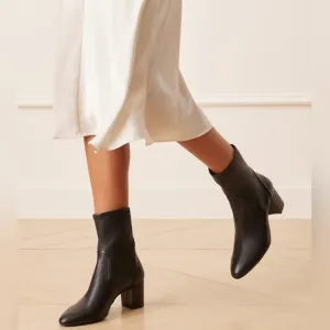 Stuart Weitzman Sogia 50 Stretch Boot