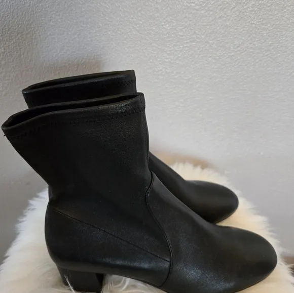 Stuart Weitzman Sogia 50 Stretch Boot