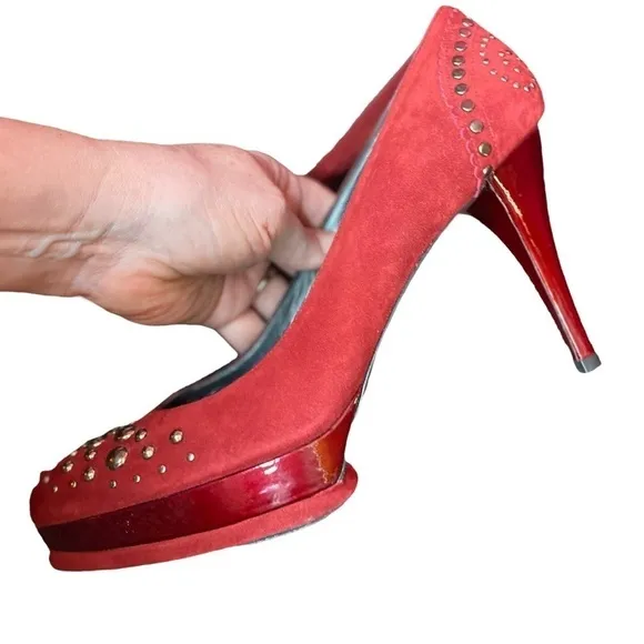 Stuart Weitzman Studded Suede Shoes Stilettos Size 8.5 Red