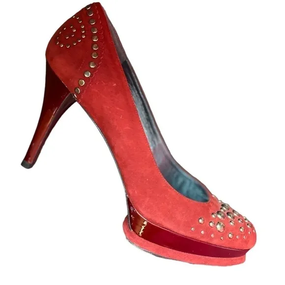 Stuart Weitzman Studded Suede Shoes Stilettos Size 8.5 Red