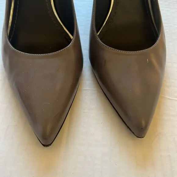 Stuart Weitzman Taupe Beige Block Heel size 9 N