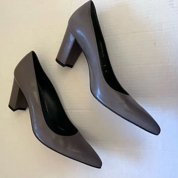 Stuart Weitzman Taupe Block Heel size 9 N